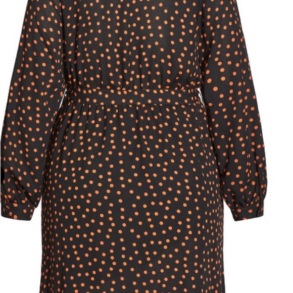 CITY CHIC
Amber Spot Mini Dress long sleeve - color Amber Size 24 - Picture 6 of 6